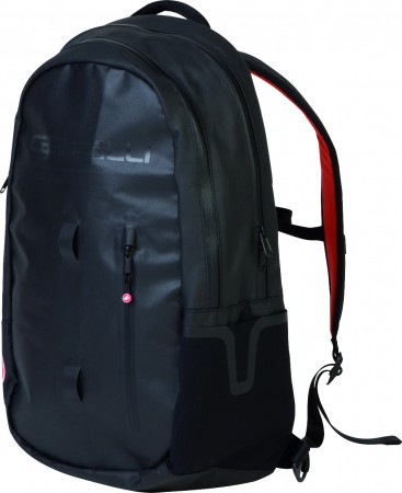 GEAR BACKPACK 3990,-
